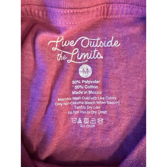 Graphic T, Pink, Live Outside The Limits, Size M, NWOT - Picture 2 of 3